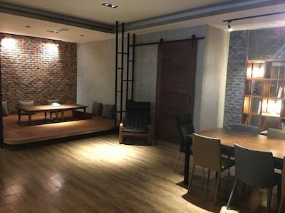 تالمود بوسینز هتل-وو کوان