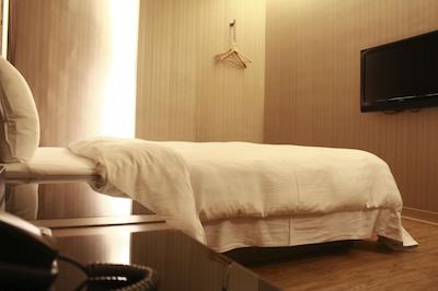 تالمود بوسینز هتل-وو کوان