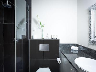 لنگ استریت بوتیک هتل