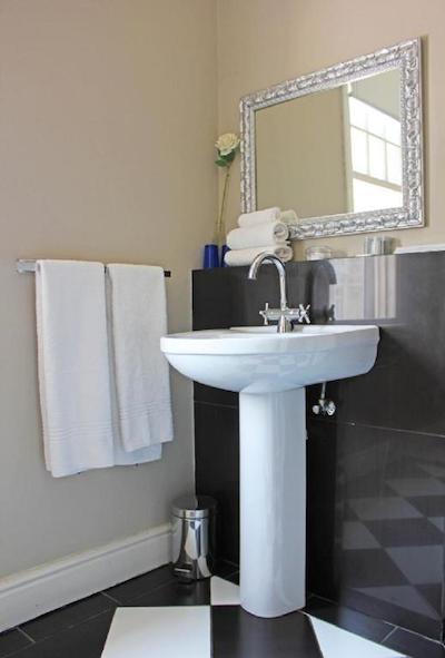 لنگ استریت بوتیک هتل