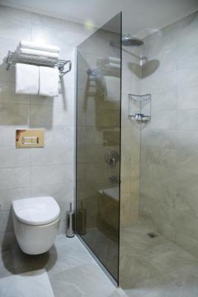 اُزگور بی اسپا هتل