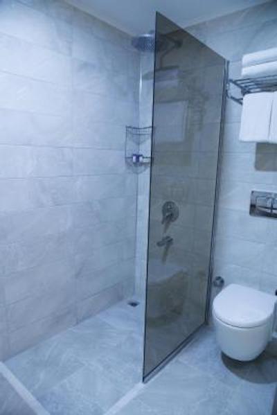 اُزگور بی اسپا هتل