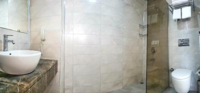 اُزگور بی اسپا هتل