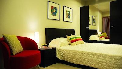 بانکوک لیوینگ