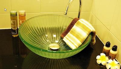 بانکوک لیوینگ