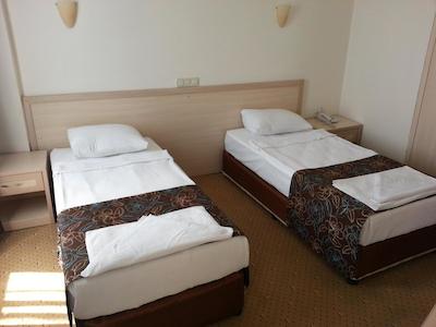 هتل پرا بیچ