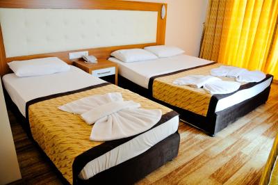 میتز اپ اند هتل