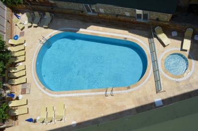 میتز اپ اند هتل