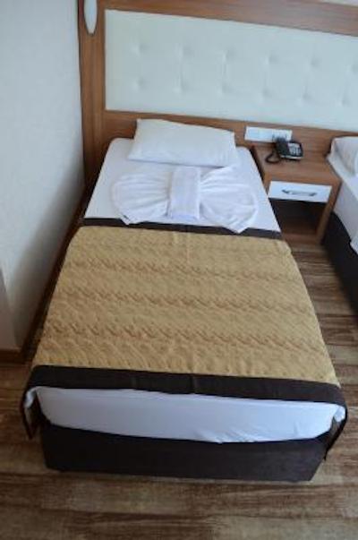 میتز اپ اند هتل