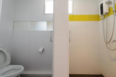 چکین بانکوک هاستل