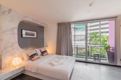 چکین بانکوک هاستل