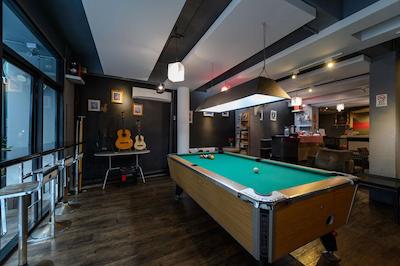 چکین بانکوک هاستل