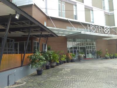 هتل 88 کدیا