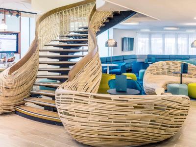 مرکور تولوس ساینت گئورجز