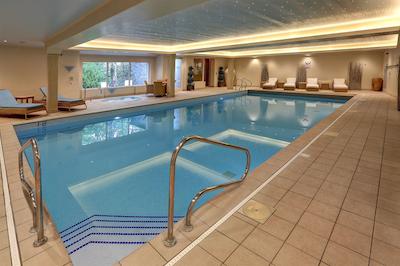 امبلسید اسالوتیشن هتل اند اسپا بو پرمیر کالکشن