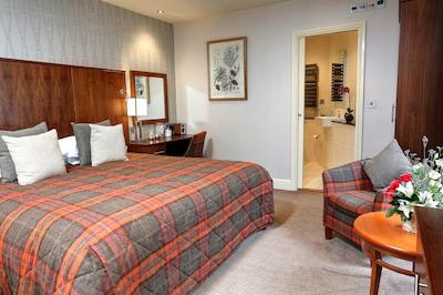 امبلسید اسالوتیشن هتل اند اسپا بو پرمیر کالکشن