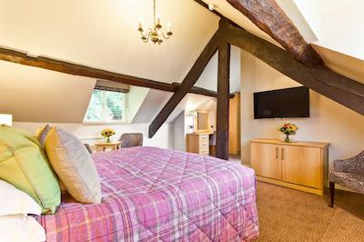 امبلسید اسالوتیشن هتل اند اسپا بو پرمیر کالکشن