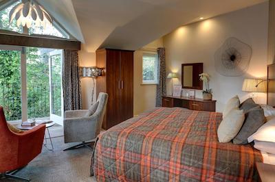 امبلسید اسالوتیشن هتل اند اسپا بو پرمیر کالکشن