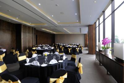 وراندا هتل @ پاکوبوونو