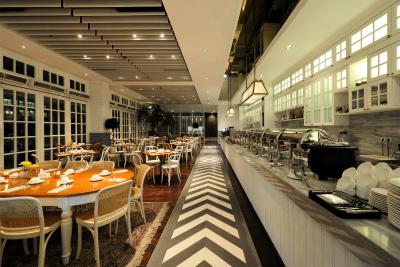 وراندا هتل @ پاکوبوونو