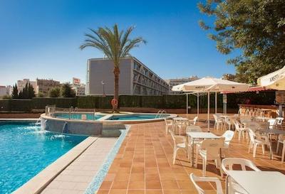 پریماورا پارک هتل اند اپارتمنتز