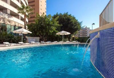 پریماورا پارک هتل اند اپارتمنتز