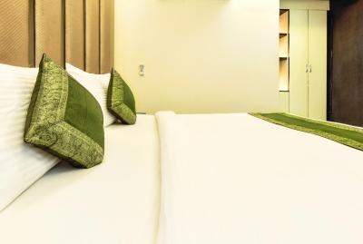 گولد سوک هتل