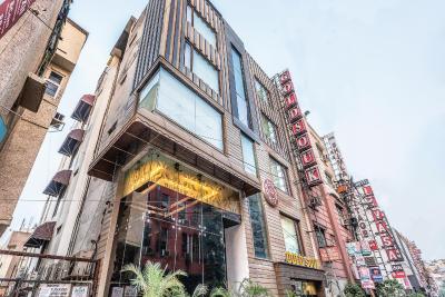 گولد سوک هتل