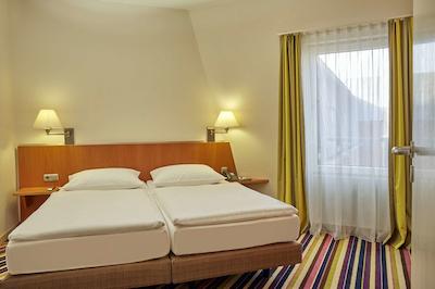 ه- هتل کلن هورد