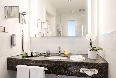 بست وسترن لئوسُ هتل لورکوسن