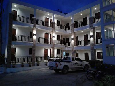 م هیل که ساموی هتل