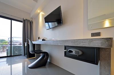 ریورسید هتل