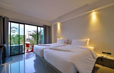 ریورسید هتل