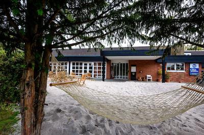 درینت هتل آلزی ورمز