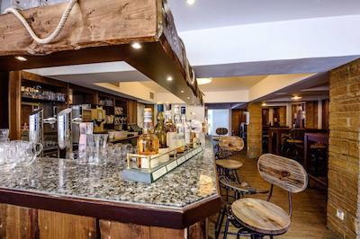 درینت هتل آلزی ورمز