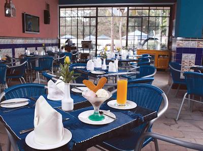 ویندسُر گولف هتل اند کونتری کلوب