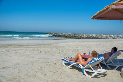 اجمان بیچ هتل