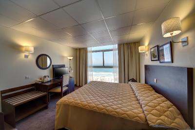 اجمان بیچ هتل