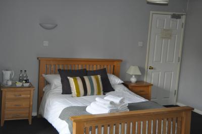 د کویینز هید این