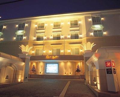 هتل فین گاردن کیتو مینامی