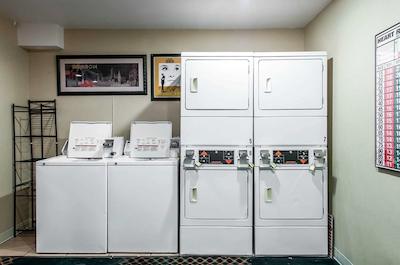 سوبوربان اکستندد است هتل ایست