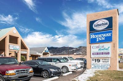 سوبوربان اکستندد است هتل ایست