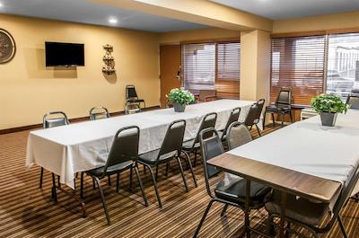 سوبوربان اکستندد است هتل ایست