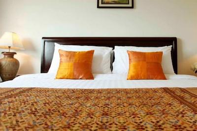 لاو گولدن هتل