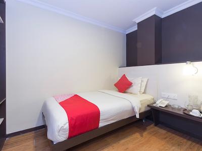 هتل دگراند اُرچارد