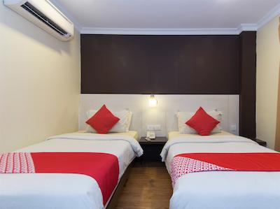 هتل دگراند اُرچارد