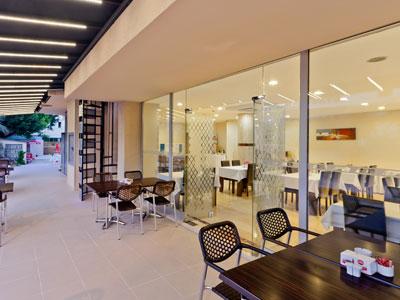 تما لارا هتل