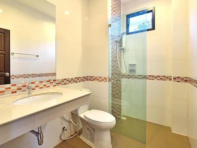 تیرادا بوتیک هتل