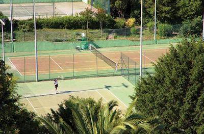 هتل کانز منتفلوری