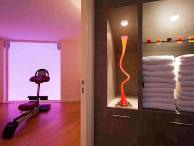 هتل کانز منتفلوری